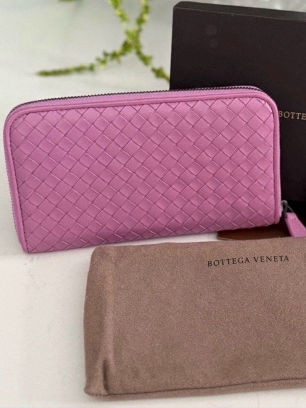 Bottega Veneta Pink Intrecciato Zip Wallet - Picture 1 of 9